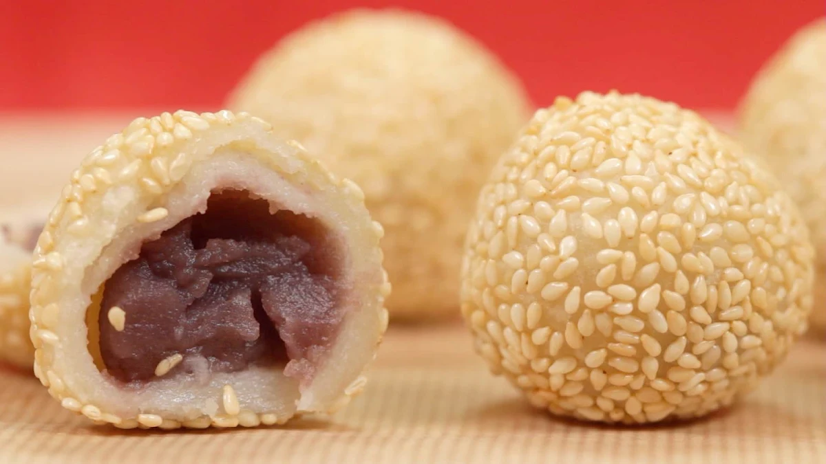 deep fried sesame balls 4pcs 炸芝麻球